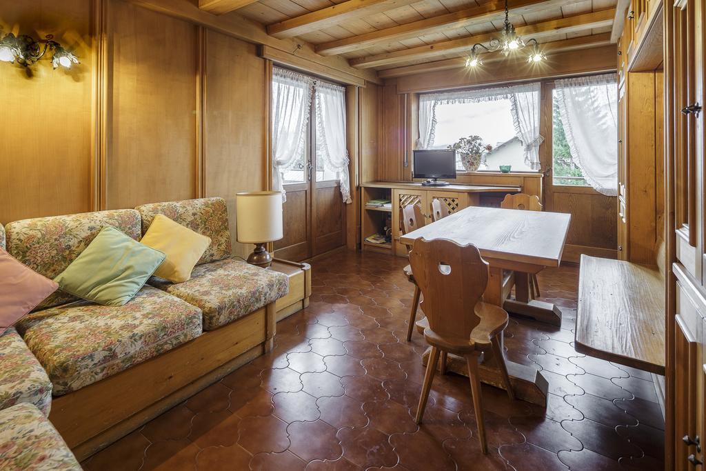 Villa Riadezeto - Stayincortina Cortina dʼAmpezzo Exterior foto